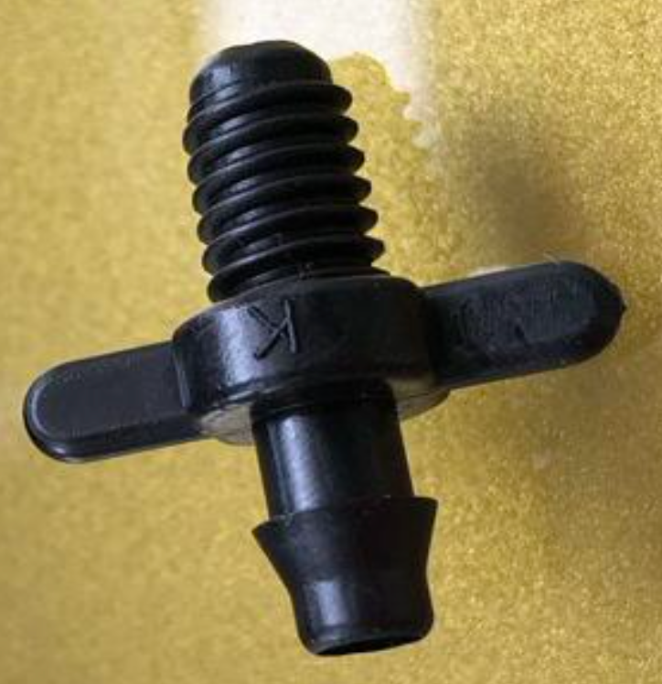 Drip fitting with thread